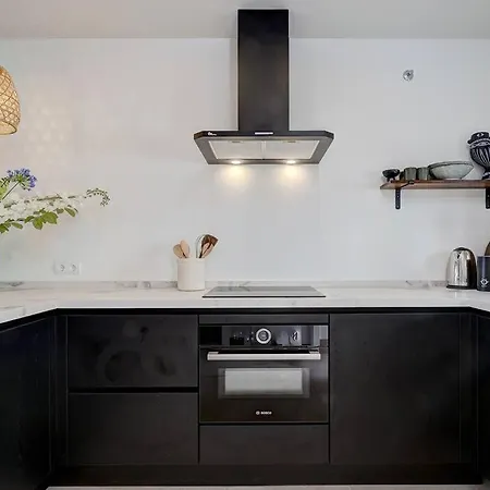 Apartamento Renovated Douro - Balcony Right At The Sea Estepona