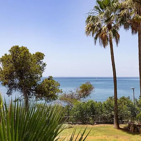 Renovated Douro - Balcony Right At The Sea Apartamento Estepona