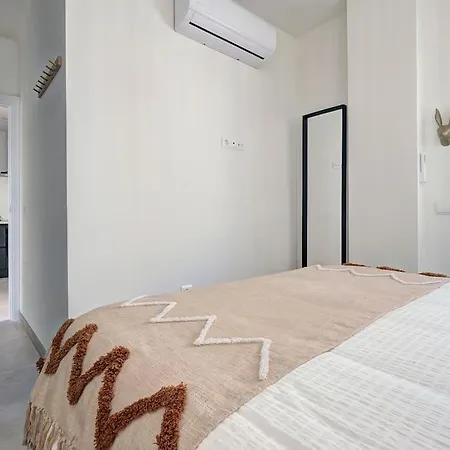 Apartamento Renovated Douro - Balcony Right At The Sea Estepona